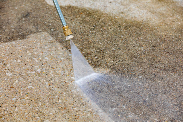 Best Patio and Deck Pressure Washing  in Hooks, TX